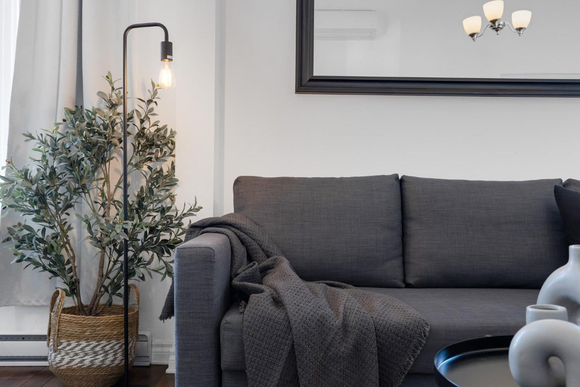 Liv Mtl Mtl Aparthotel มอนทรีอัล ภายนอก รูปภาพ